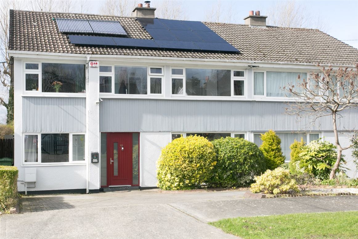 128 Lakelands Close, Stillorgan, Co. Dublin