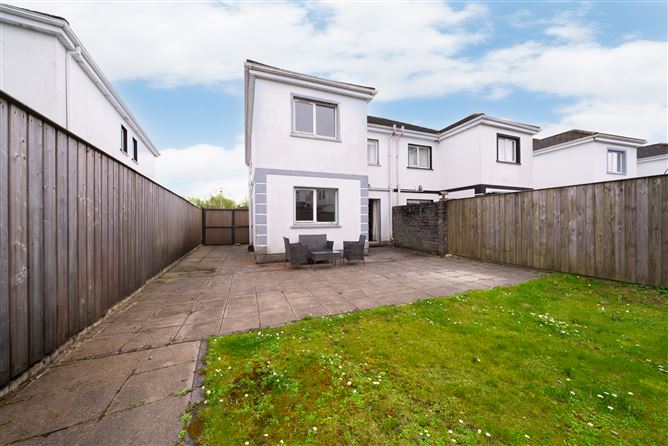 30 Foxfield, Castlebar, Mayo