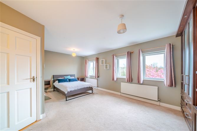 30 Foxfield, Castlebar, Mayo