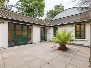 12 Cathedral Close, Tullow Street, Carlow, County Carlow