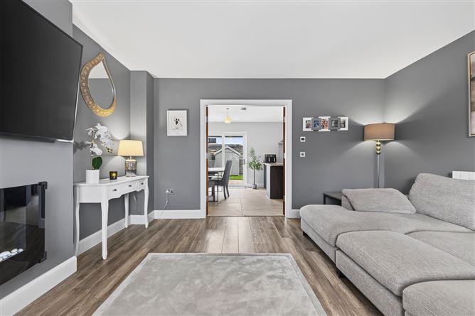 No. 6 Manor Drive, Roxborough Manor, Wexford Town, Wexford