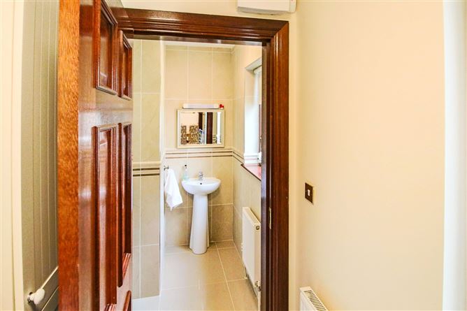 26 Errew Drive, Lough Rynn, Mohill, Co. Leitrim