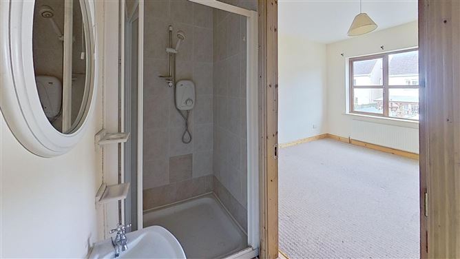 33 Rathevan Close, Portlaoise, Co. Laois