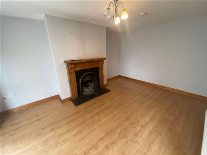 12 Na Hinseain, Manorcunningham, County Donegal