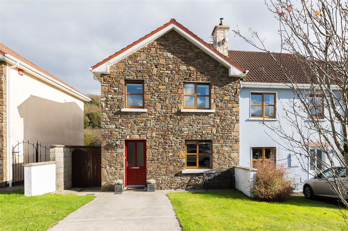 15 Woodview Lawn , Midleton, East Cork