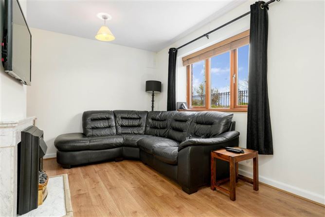 27 Whitestown Walk, Blanchardstown, Dublin 15, County Dublin