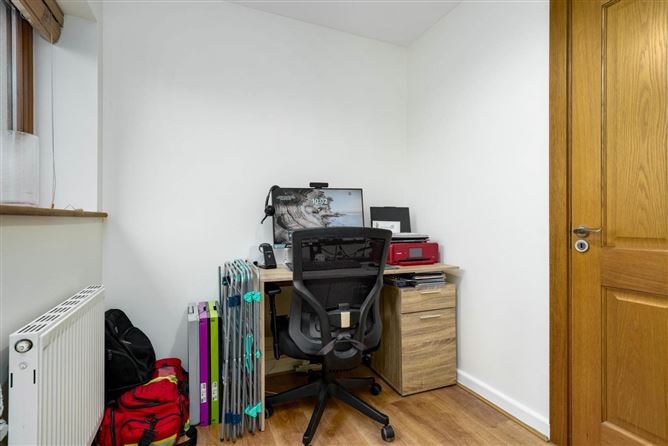 27 Whitestown Walk, Blanchardstown, Dublin 15, County Dublin