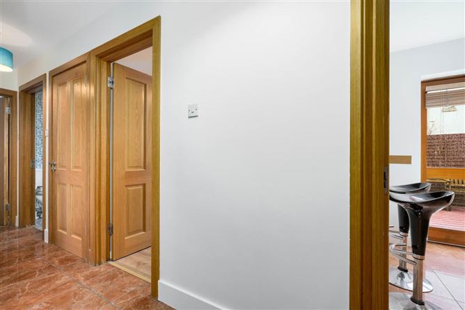 27 Whitestown Walk, Blanchardstown, Dublin 15, County Dublin