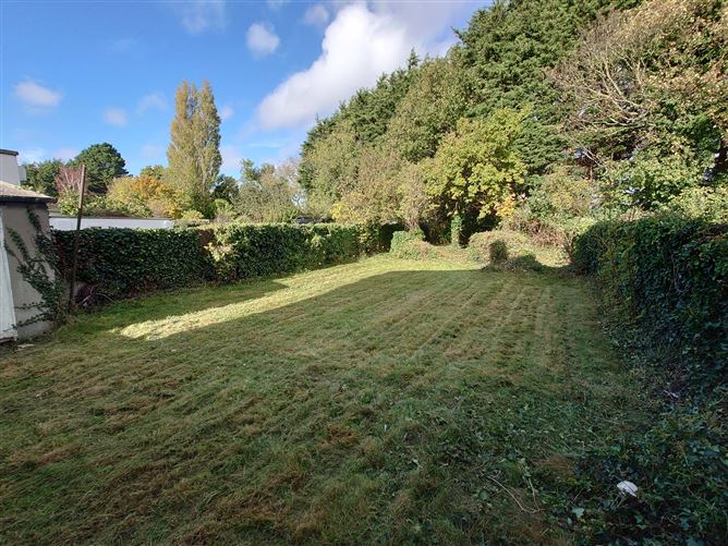 9 Larchfield Road, Goatstown,   Dublin 14