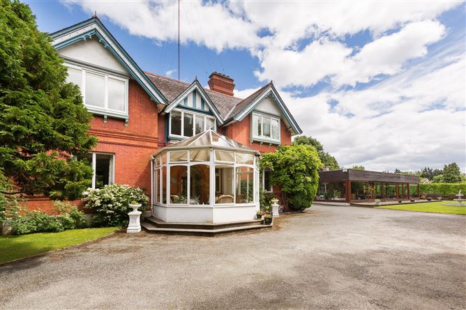 Chadsley House, Leopardstown Road, Foxrock, Dublin 18