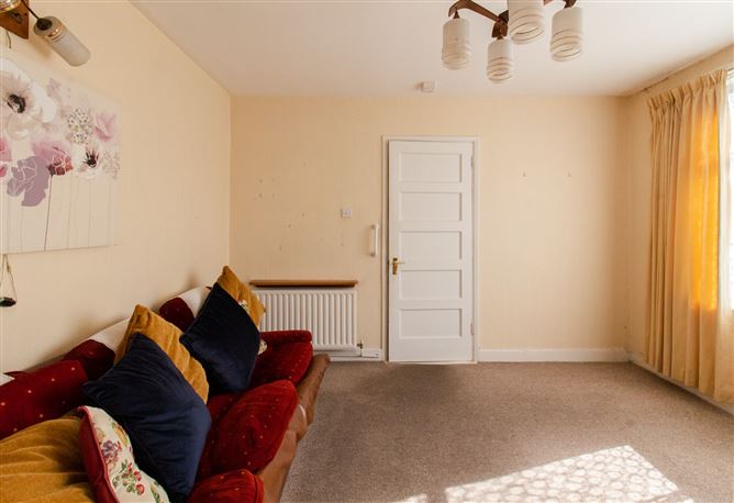 1 Edward Walsh Road, Togher, Cork