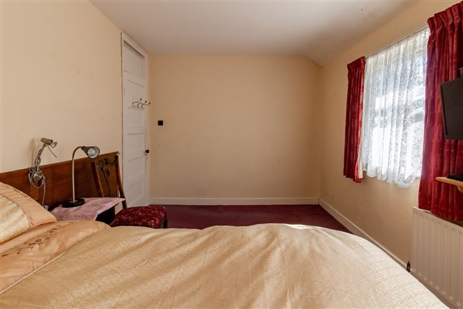 1 Edward Walsh Road, Togher, Cork