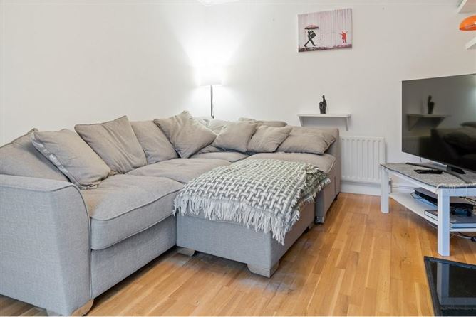 112 Cluain Riocaird, Castlegar, Co. Galway