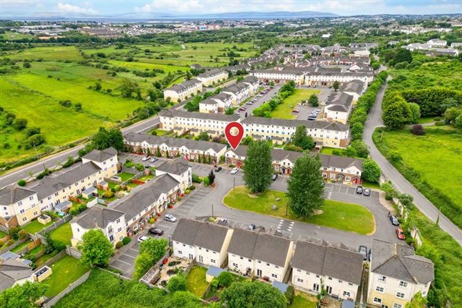 112 Cluain Riocaird, Castlegar, Co. Galway