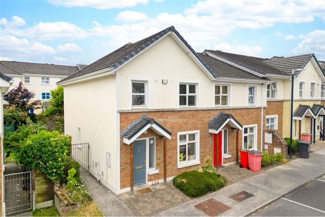 112 Cluain Riocaird, Castlegar, Co. Galway