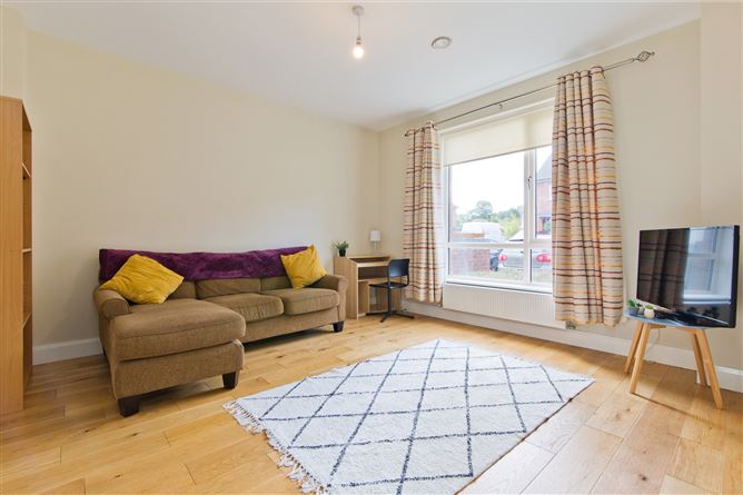 9 Belarmine Walk, Stepaside, Dublin 18