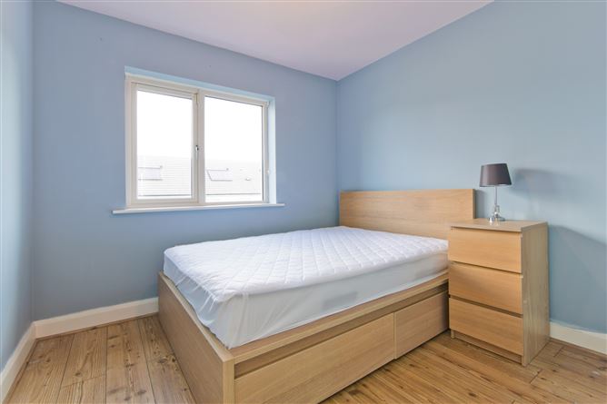 9 Belarmine Walk, Stepaside, Dublin 18