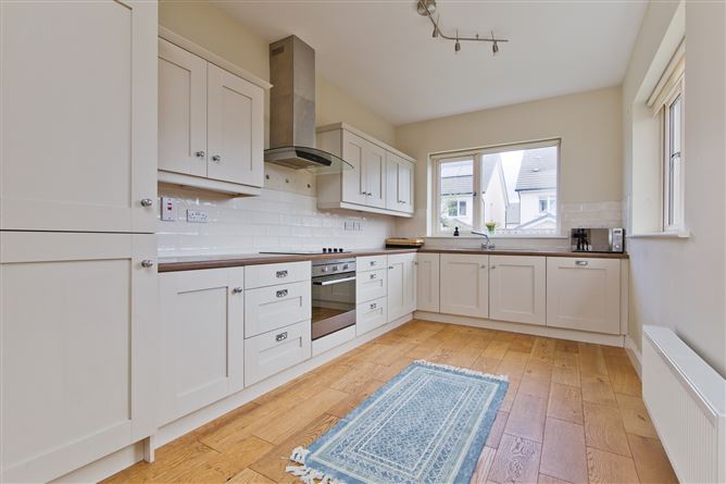 9 Belarmine Walk, Stepaside, Dublin 18