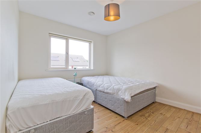 9 Belarmine Walk, Stepaside, Dublin 18