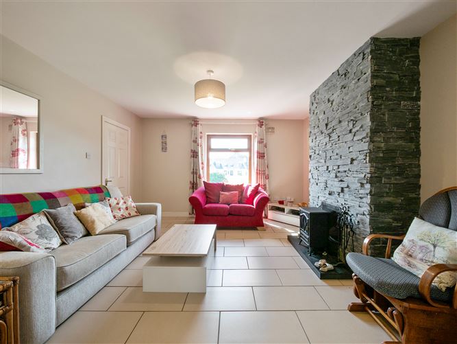 Photo 7 of 22 — 16 Ban Milis, Fethard, Wexford