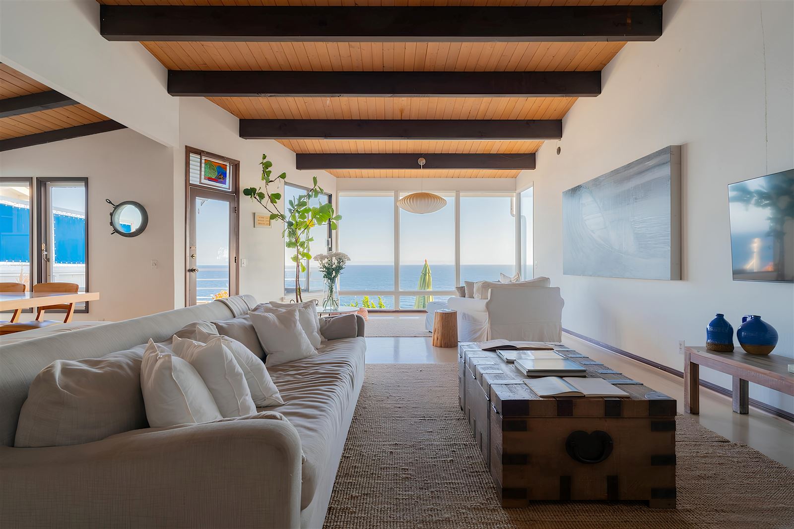 Photo 1 of 10 — Pacific Through the Beams,Malibu,California,USA