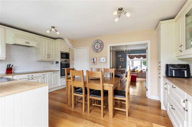 30 Warren Avenue, Castleknock, Dublin 15