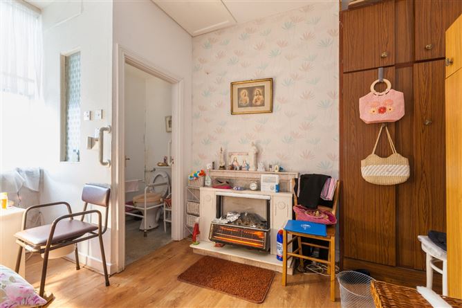 587 North Circular Road, North City Centre, Dublin 1.