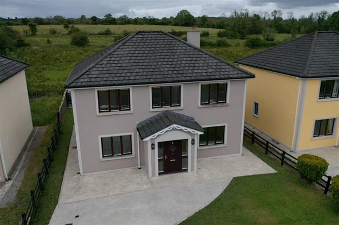 10 An Grianan, Hilly Road, Drumshanbo, Leitrim