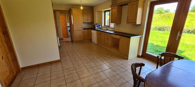 10 An Grianan, Hilly Road, Drumshanbo, Leitrim