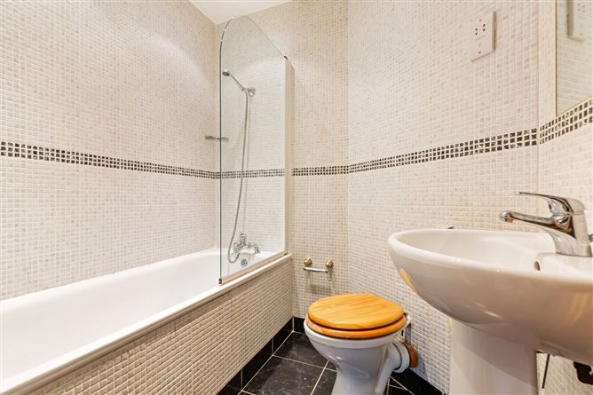 Apartment, 5 The Linden, Riversdale, Dundrum, Dublin 16