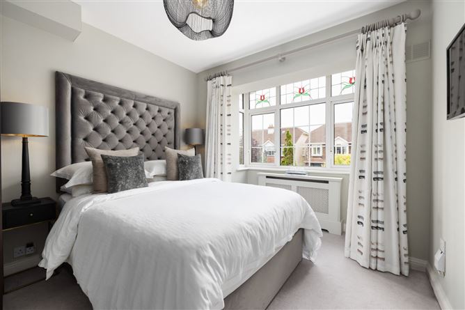 17 Stonepark Orchard, Grange Road, Rathfarnham, Dublin 14
