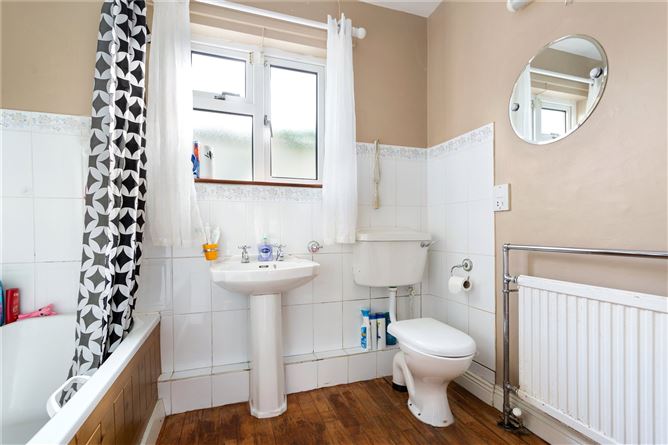 2 Westview Glade, Clonee Road, Clonee, Co. Meath