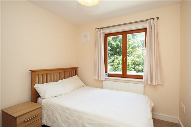 12 Village Court, Upper Patrick Street, Kilkenny, Kilkenny