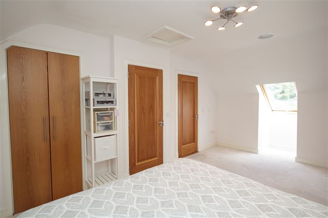 12 Village Court, Upper Patrick Street, Kilkenny, Kilkenny