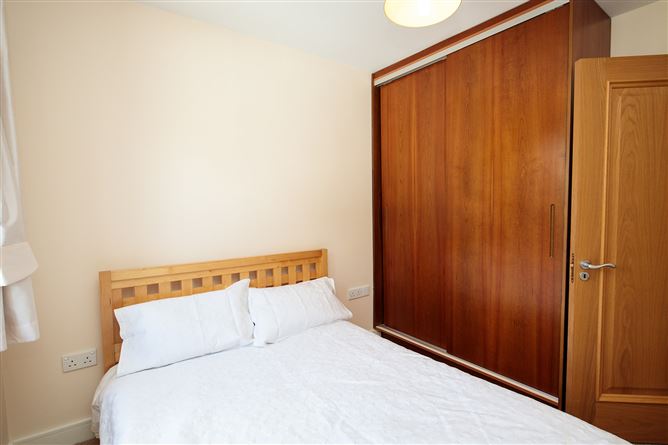 12 Village Court, Upper Patrick Street, Kilkenny, Kilkenny