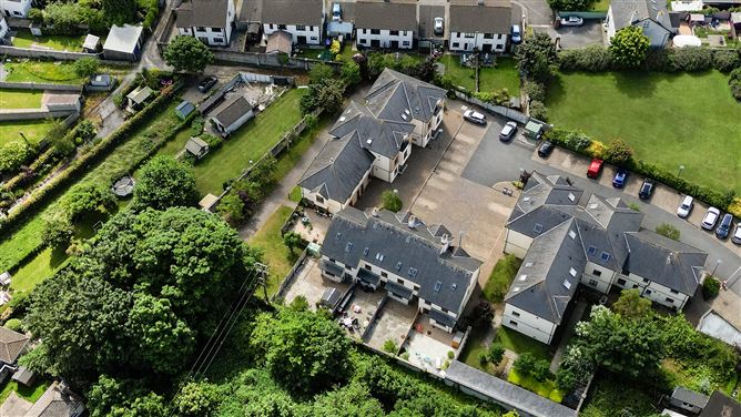 12 Village Court, Upper Patrick Street, Kilkenny, Kilkenny