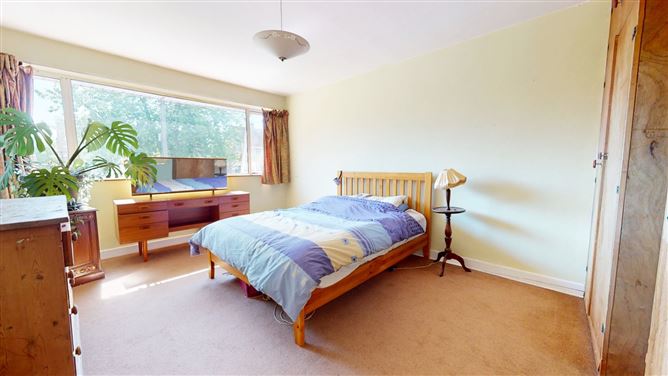 75 Wyattville Park, Loughlinstown, Co. Dublin