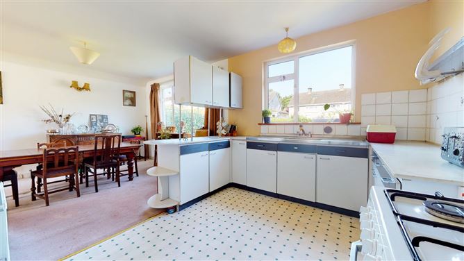 75 Wyattville Park, Loughlinstown, Co. Dublin