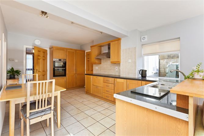 4 Arnold Park, Glenageary, Co. Dublin
