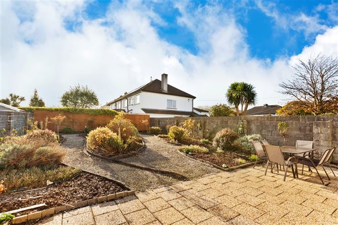 4 Arnold Park, Glenageary, Co. Dublin
