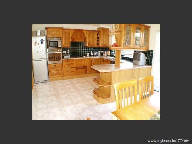 6 Abbeydale Close, Lucan, Co. Dublin