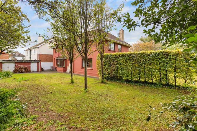 19 Eglinton Wood, Donnybrook, Dublin 4