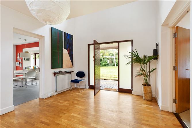 19 Eglinton Wood, Donnybrook, Dublin 4