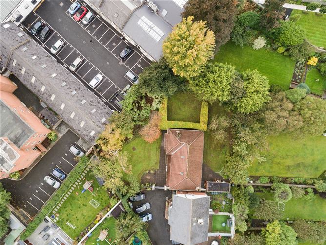 19 Eglinton Wood, Donnybrook, Dublin 4