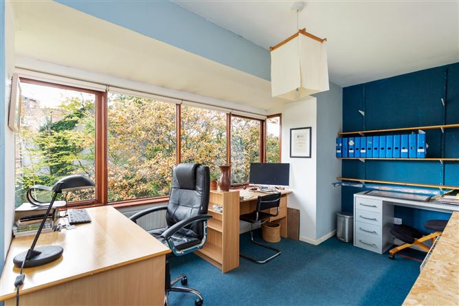 19 Eglinton Wood, Donnybrook, Dublin 4