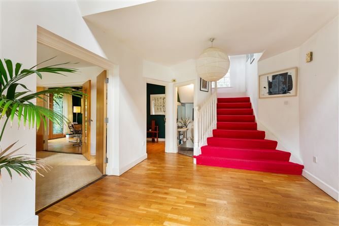 19 Eglinton Wood, Donnybrook, Dublin 4