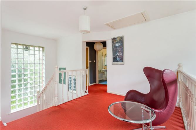 19 Eglinton Wood, Donnybrook, Dublin 4