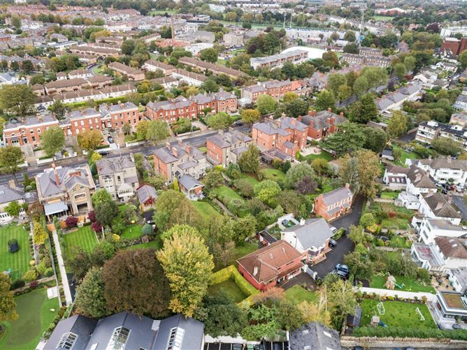 19 Eglinton Wood, Donnybrook, Dublin 4