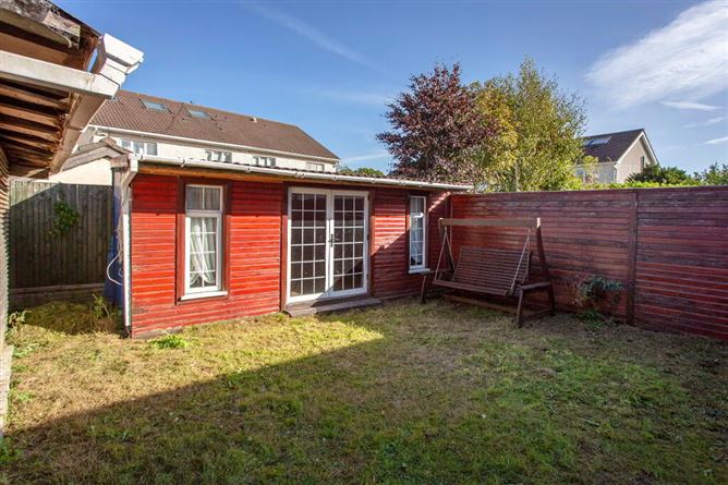 20 Griffeen Glen Crescent, Lucan, Dublin