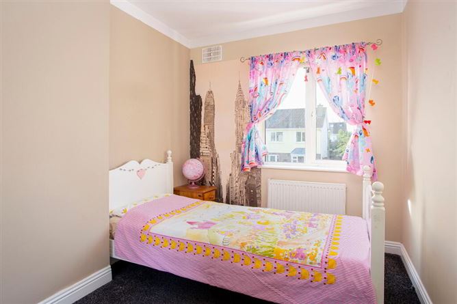 20 Griffeen Glen Crescent, Lucan, Dublin